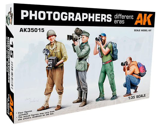 AK Interactive AK35015 Photographers (Different ERAS) 1:35